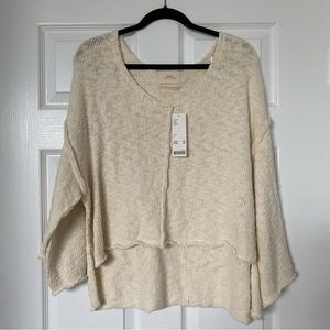 UO Raquel V-Neck Cream Sweater size small